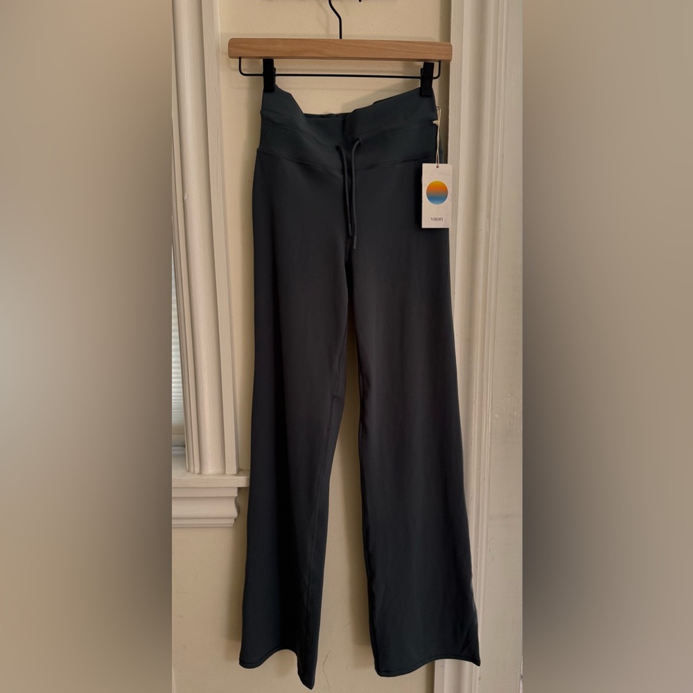 Vuori Charcoal Gray Pants